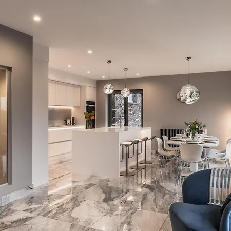 Holiday home Midways, Stunning Retreat In The Heart Of *