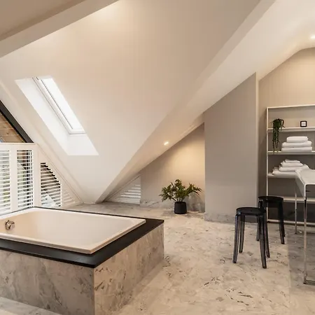 Holiday home Midways, Stunning Retreat In The Heart Of Bowness-on-Windermere